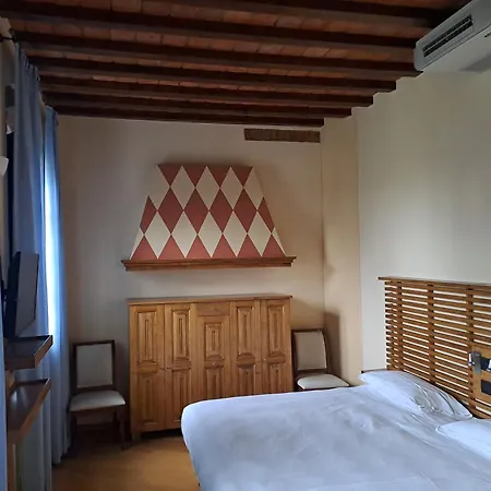 Kır Evi Cascina Farisengo