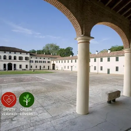 Country house Cascina Farisengo *